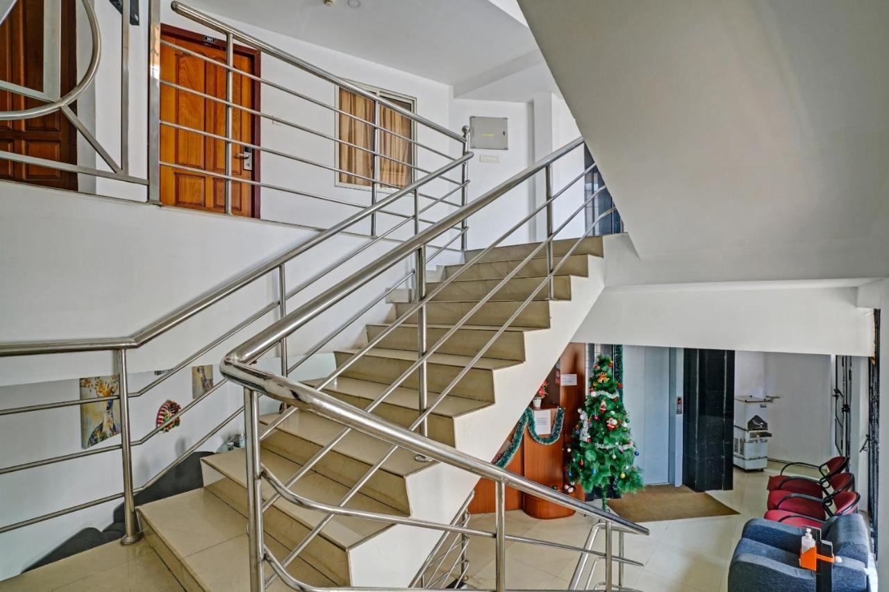 Collection O Aramam Executive Inn Kochi Екстер'єр фото